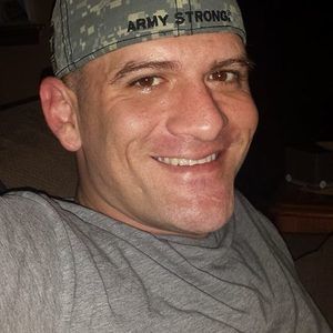 Meet your Posher, Jj